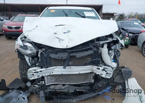 2021 Chevrolet Traverse Fwd Lt Cloth z USA, uszkodzony, nr VIN 1GNERGKW3MJ206376